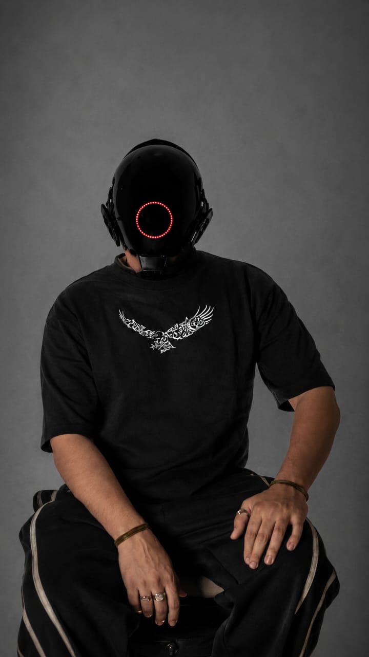 Oversized T-Shirt : ARABIC EAGLE